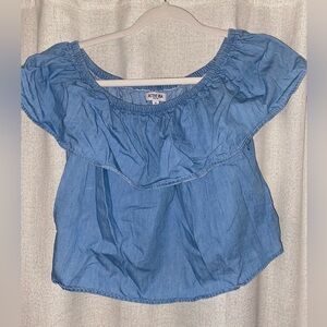 Active USA cropped, off-the-shoulder blouse
